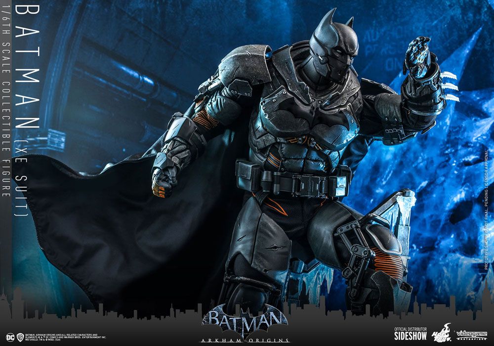 batman-arkham-origins-action-figure-1-6-batman-xe-suit-33-cm-09.jpg