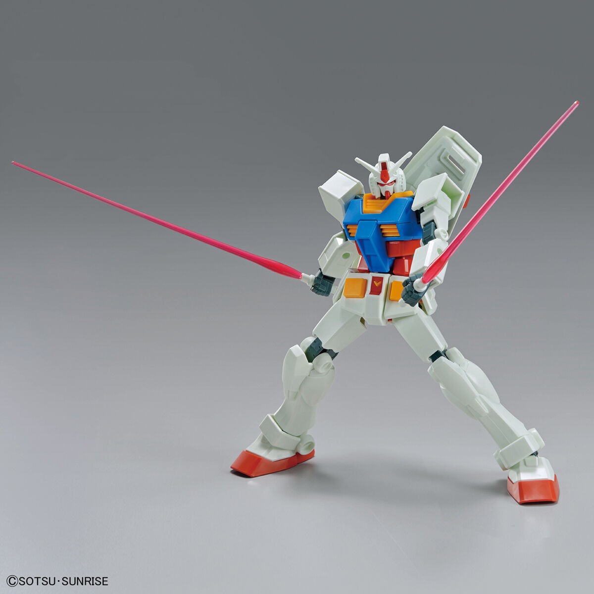 entry-grade-rx-78-2-gundam-full-weapon-set-09.jpg