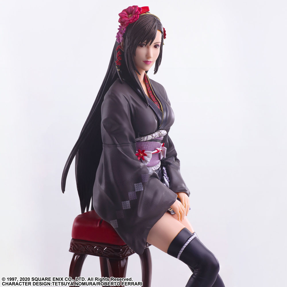 final-fantasy-vii-remake-static-arts-gallery-statue-tifa-lockhart-sporty-dress-ver-23-cm-04.jpg