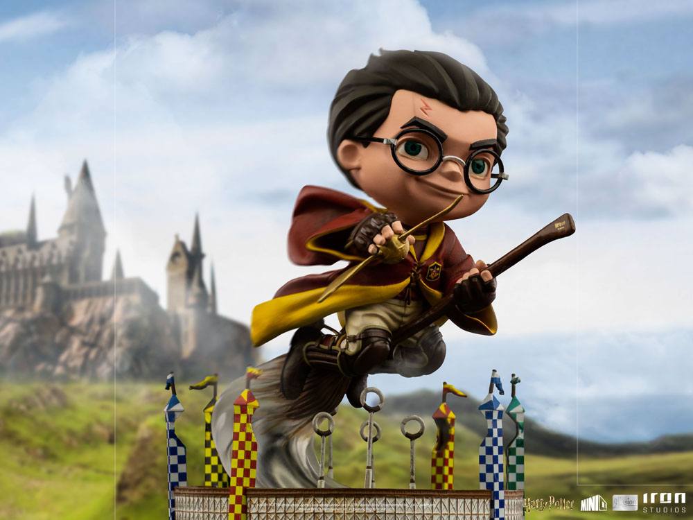 harry-potter-mini-co-illusion-pvc-figure-harry-potter-at-the-quiddich-match-13-cm-09.jpg