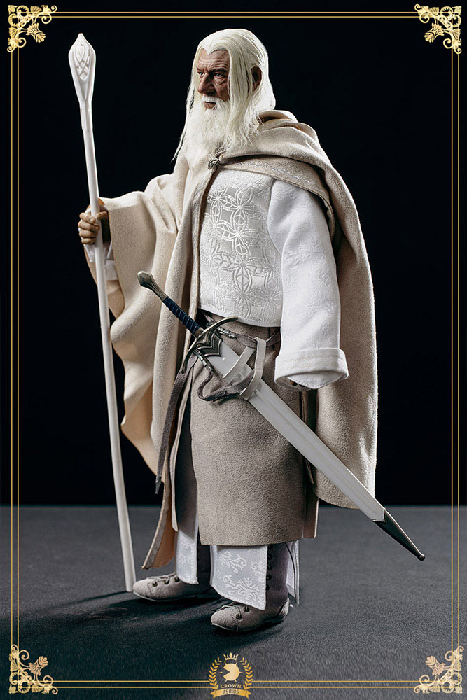 lord-of-the-rings-the-crown-series-action-figure-1-6-gandalf-the-white-30-cm-04.jpg