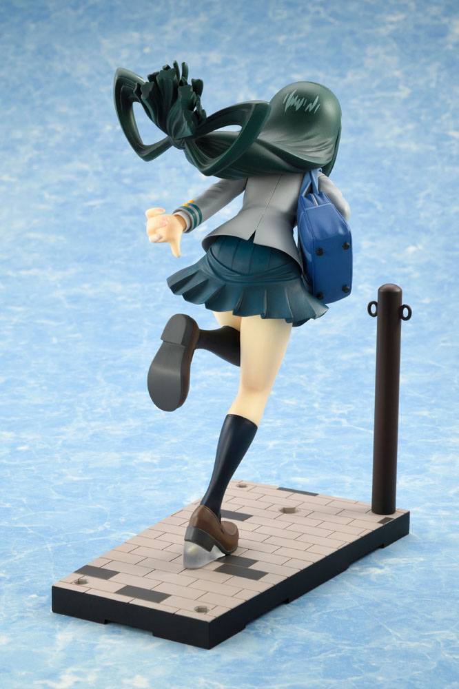my-hero-academia-konekore-pvc-statue-1-8-tsuyu-asui-uniform-ver-18-cm-04.jpg