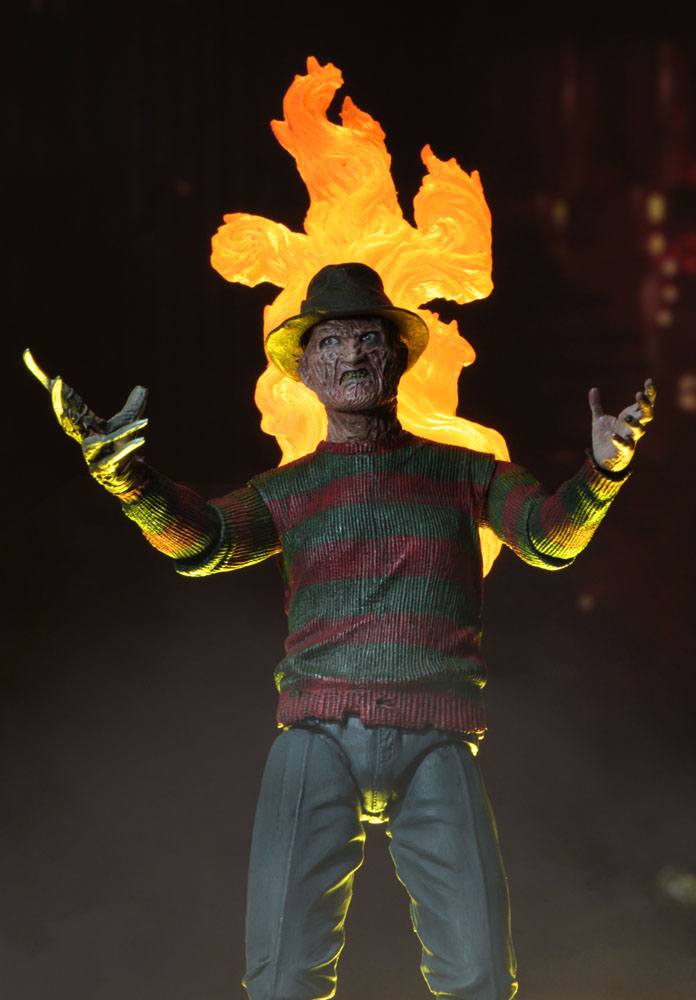 nightmare-on-elm-street-2-freddys-revenge-action-figure-ultimate-freddy-18-cm-04.jpg