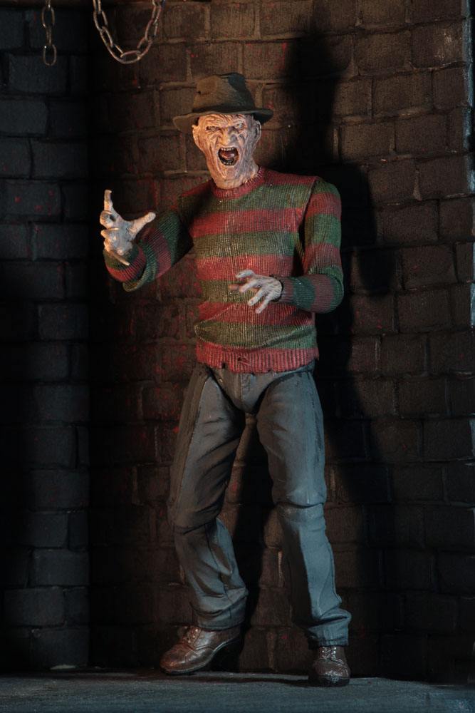 nightmare-on-elm-street-2-freddys-revenge-action-figure-ultimate-freddy-18-cm-10.jpg