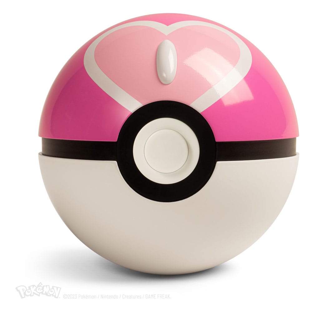 pokemon-diecast-replica-love-ball-01.jpg