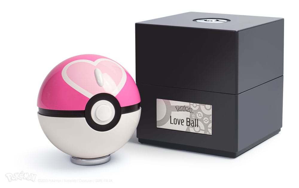 pokemon-diecast-replica-love-ball-05.jpg
