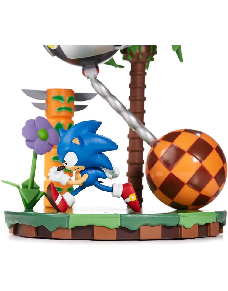 sonic-30th-anniversary-sonic-vs-dr-eggman-diorama-statue-24cm-03.jpg
