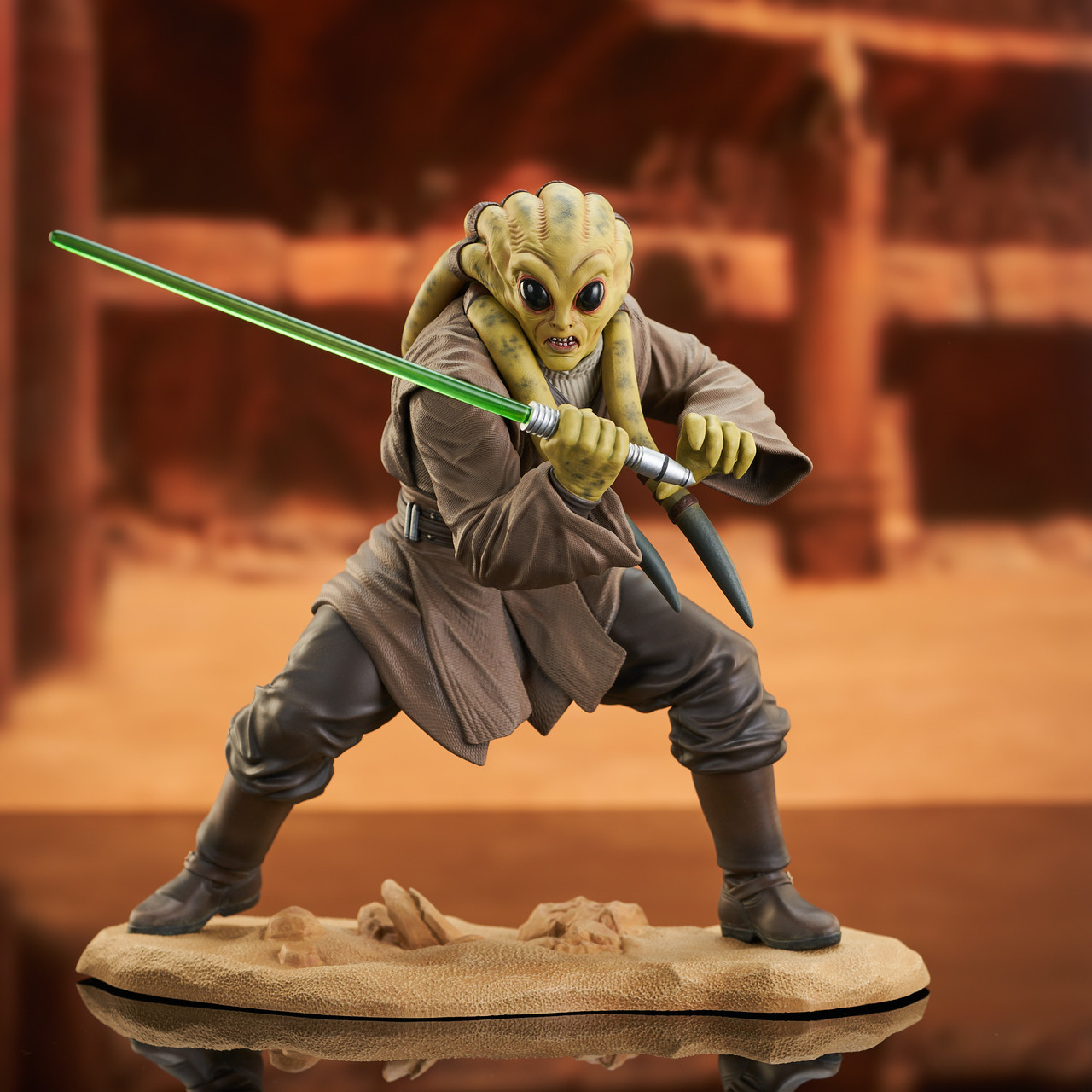 star-wars-episode-ii-premier-collection-1-7-kit-fisto-23-cm-02.jpg