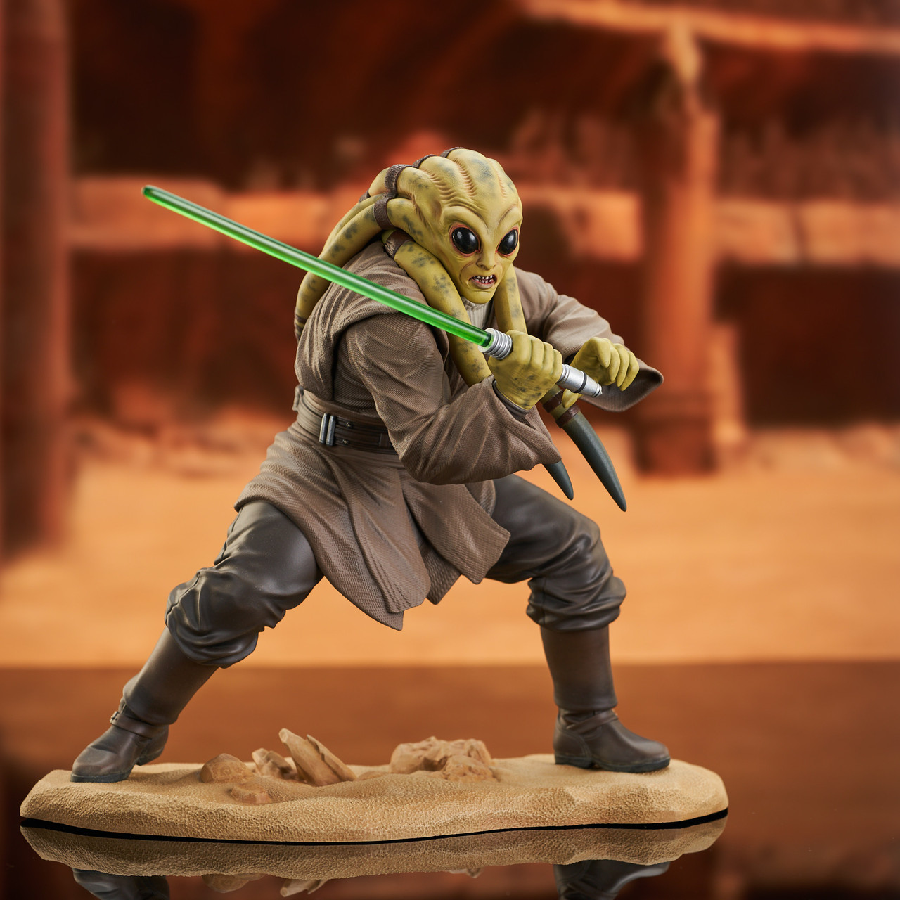 star-wars-episode-ii-premier-collection-1-7-kit-fisto-23-cm-03.jpg