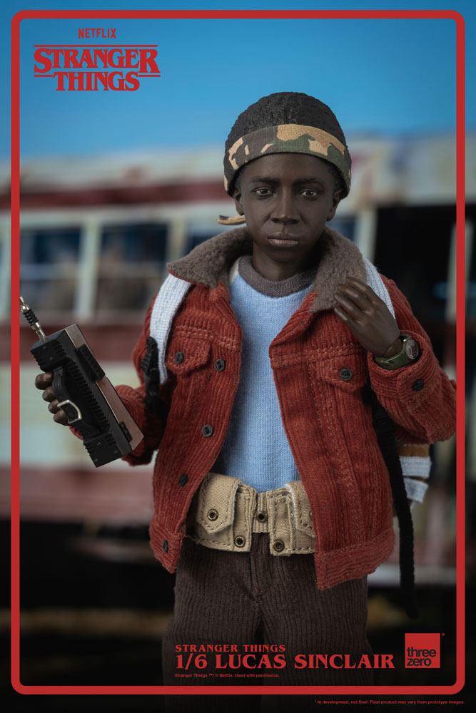 stranger-things-action-figure-1-6-lucas-sinclair-23-cm-02.jpg
