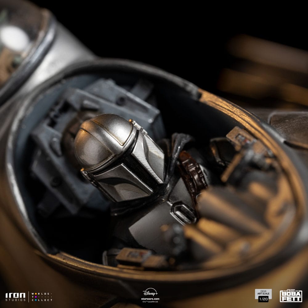 the-book-of-boba-fett-demi-art-scale-statue-1-20-mandos-n-1-starfighter-60-cm-07.jpg