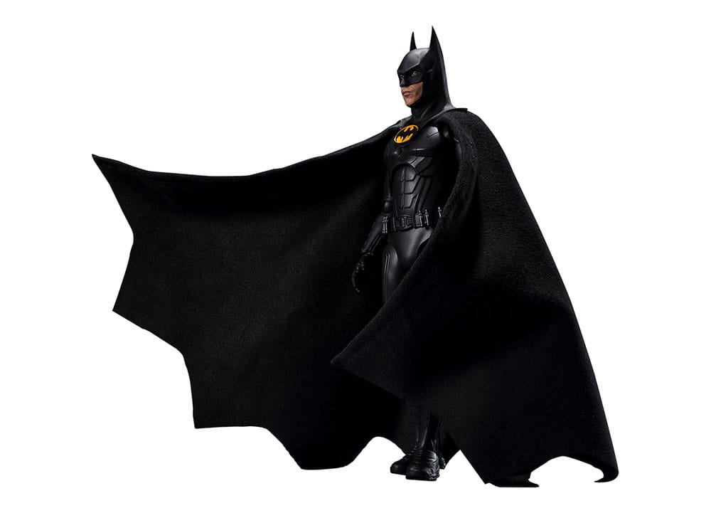 the-flash-s-h-figuarts-action-figure-batman-15-cm-01.jpg