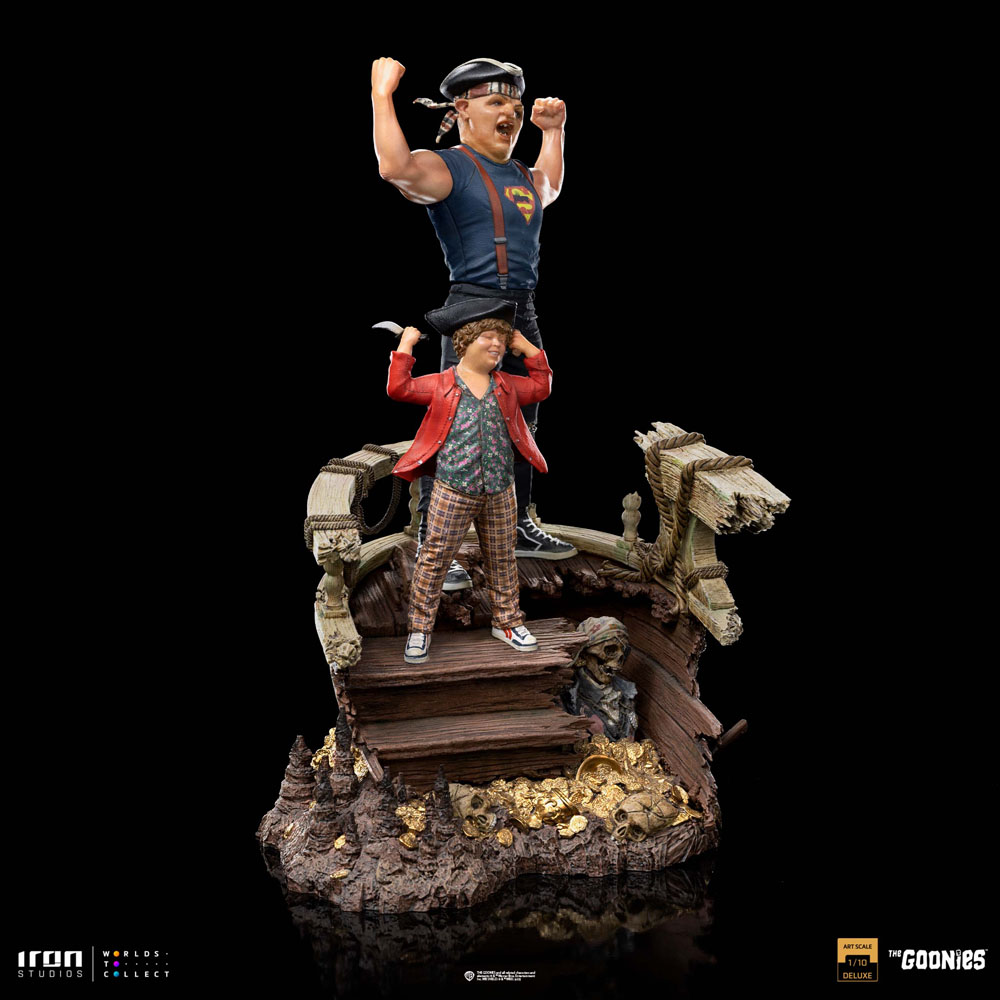 the-goonies-deluxe-art-scale-statue-1-10-sloth-and-chunk-30-cm-05.jpg