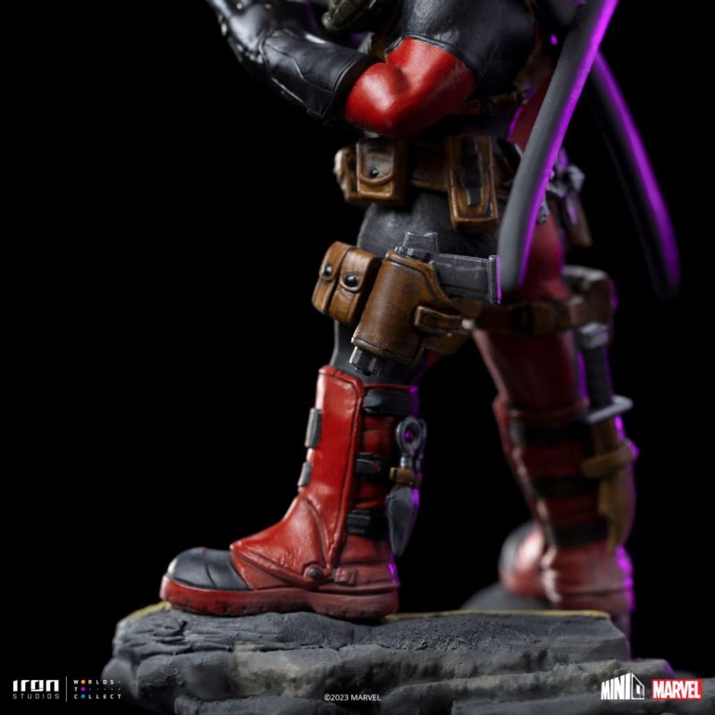 x-men-deadpool-mini-co-20cm-02.jpg