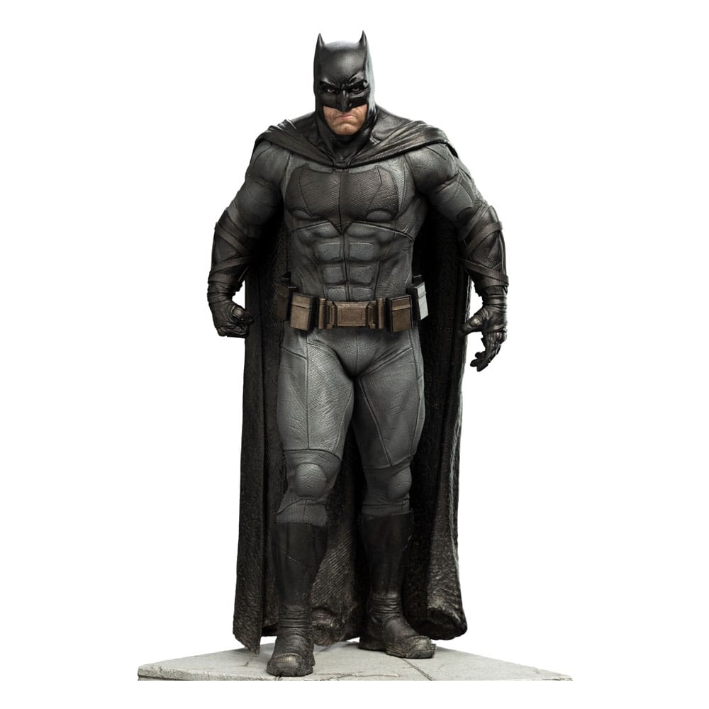 zack-snyders-justice-league-statue-1-6-batman-37-cm-09.jpg
