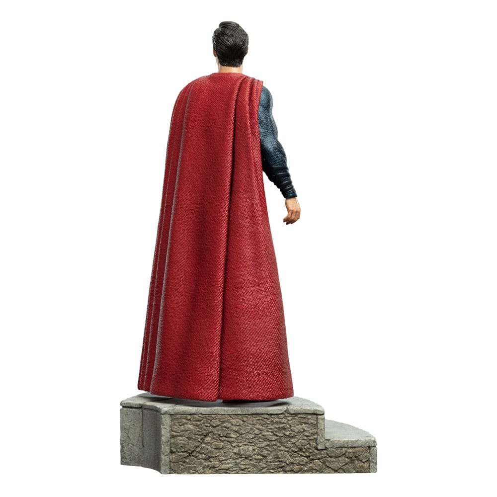 zack-snyders-justice-league-statue-1-6-superman-38-cm-06.jpg