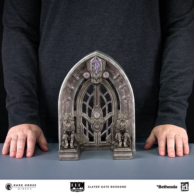 doom-eternal-bookends-slayer-gate-23-cm-09.jpg